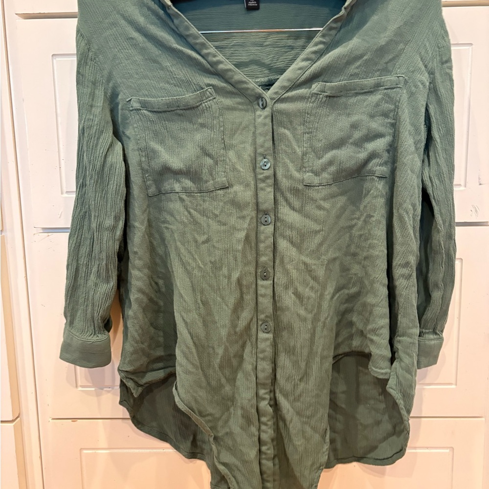 Elegant Sage Button-Down Shirt